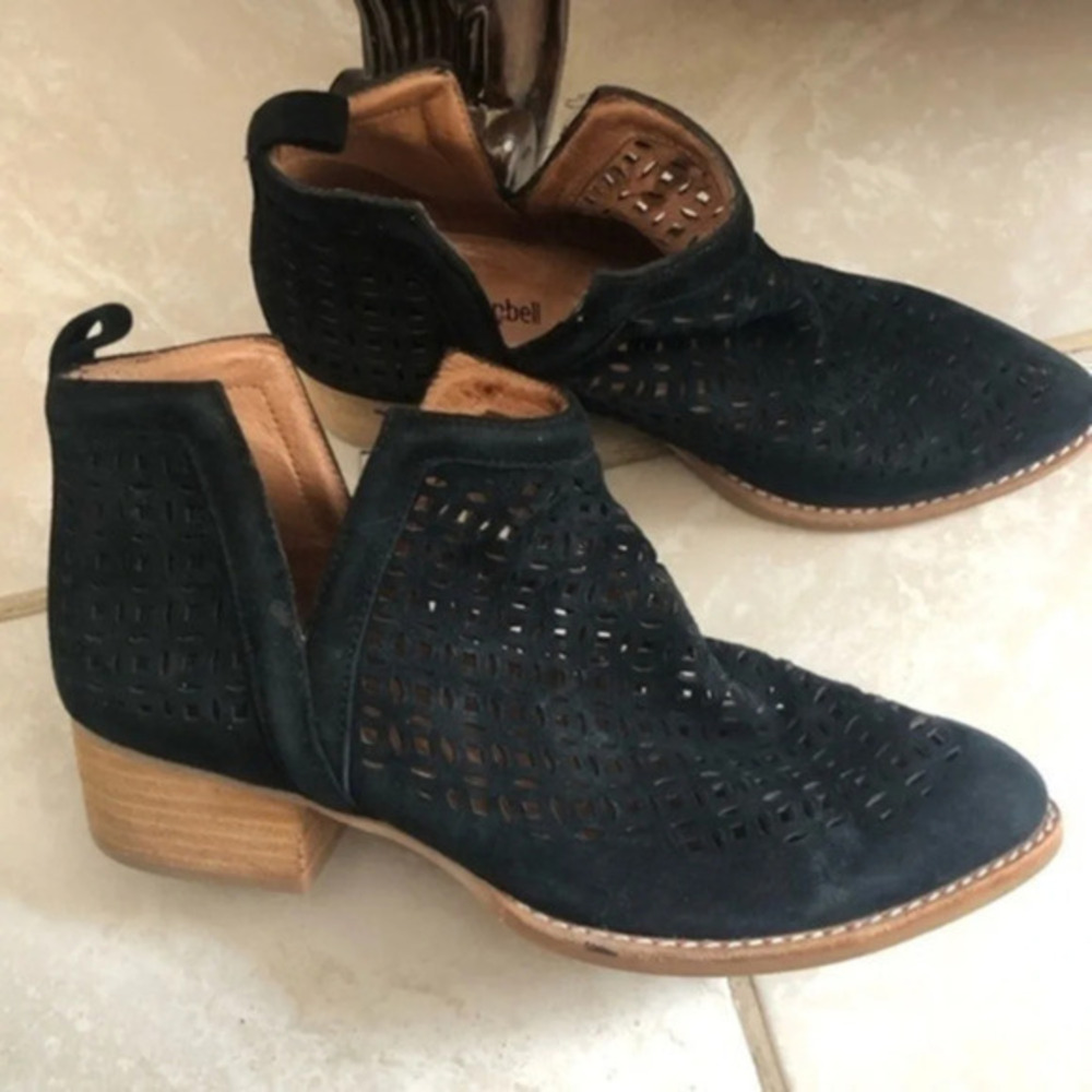 Jeffrey Campbell Ankle Boots Size 7